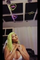 Nicki Minaj juggling her tits on Instagram is better than viagra