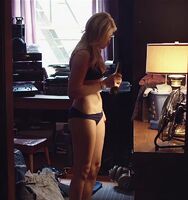 Chloë Moretz yummy underwear plot in 'Brain on Fire'