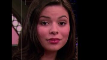 Miranda Cosgrove when you tell her you're about to cum