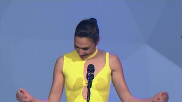 Gal Gadot nervous on stage