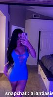 u like my blue dress ?