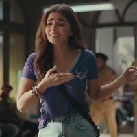 I boycott Alia Bhatt movies but this bitch is now doing sexy commercials to tempt me. Nevertheless I came hard💦