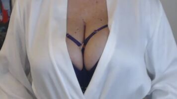 I love my new bra 😋 Goodnight xx 54yo 🇦🇺💋